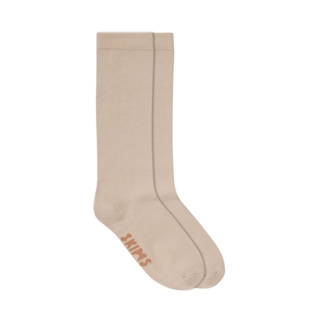 NWT SKIMS EVERYDAY MID CALF SOCKS SAND SMALL